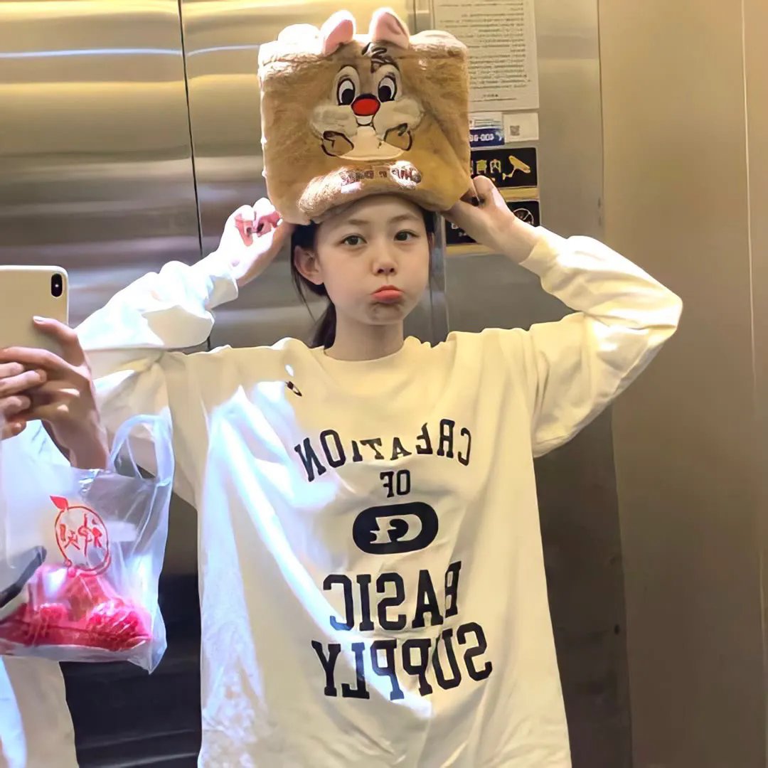 弯刀划破红玫瑰